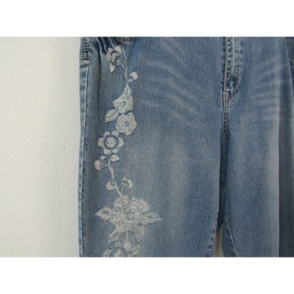 L.A. Blues Size 16 Medium Blue Denim Jeans Floral Embroidery Dazzled Bootcut - Picture 4 of 7